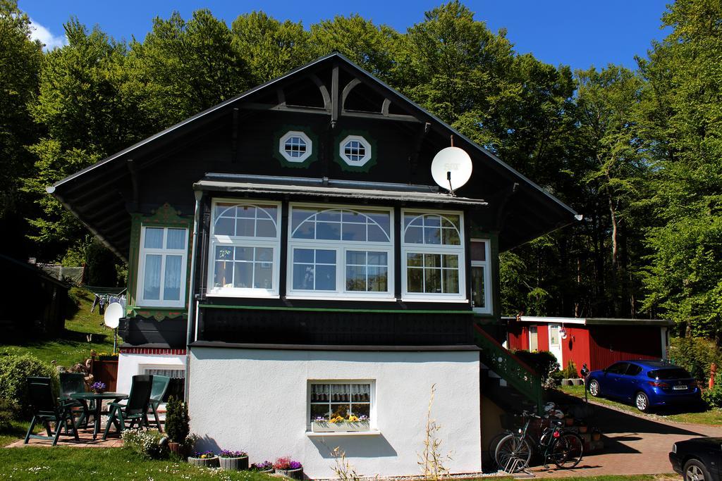 Ferienwohnungen Am Nationalpark Sassnitz Exterior foto